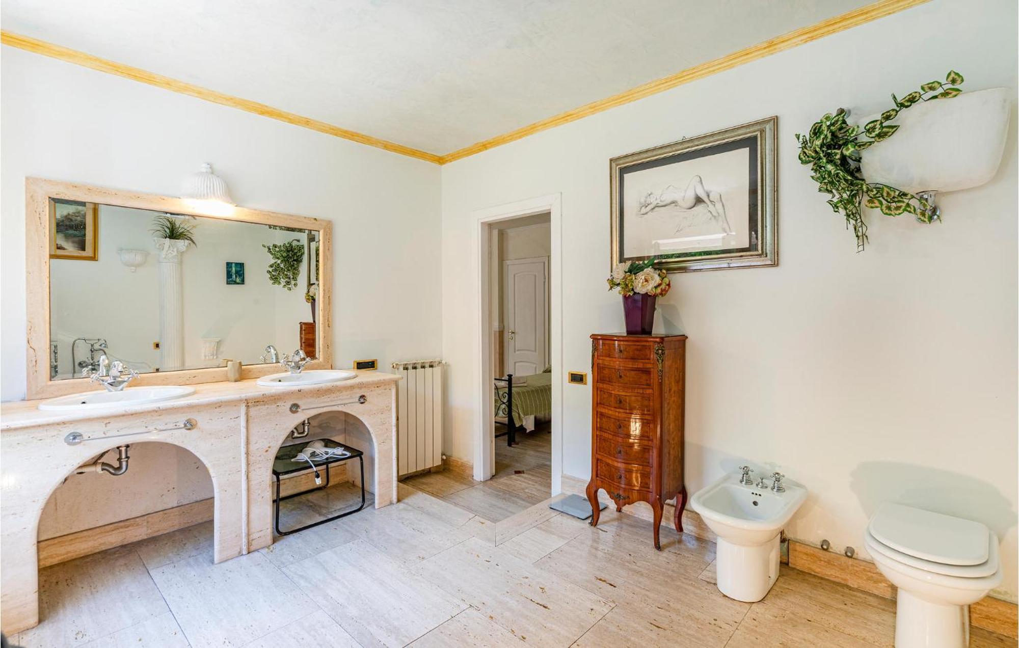 Beautiful Home In Fiumicino With Wifi Kültér fotó