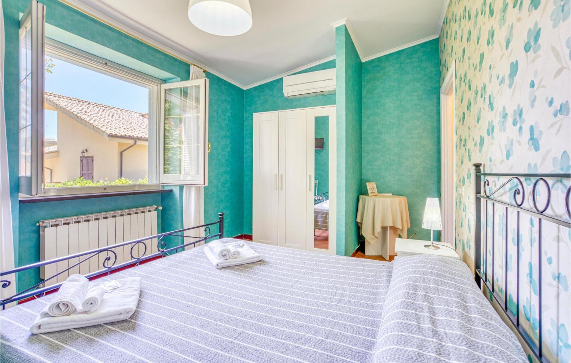 Beautiful Home In Fiumicino With Wifi Kültér fotó